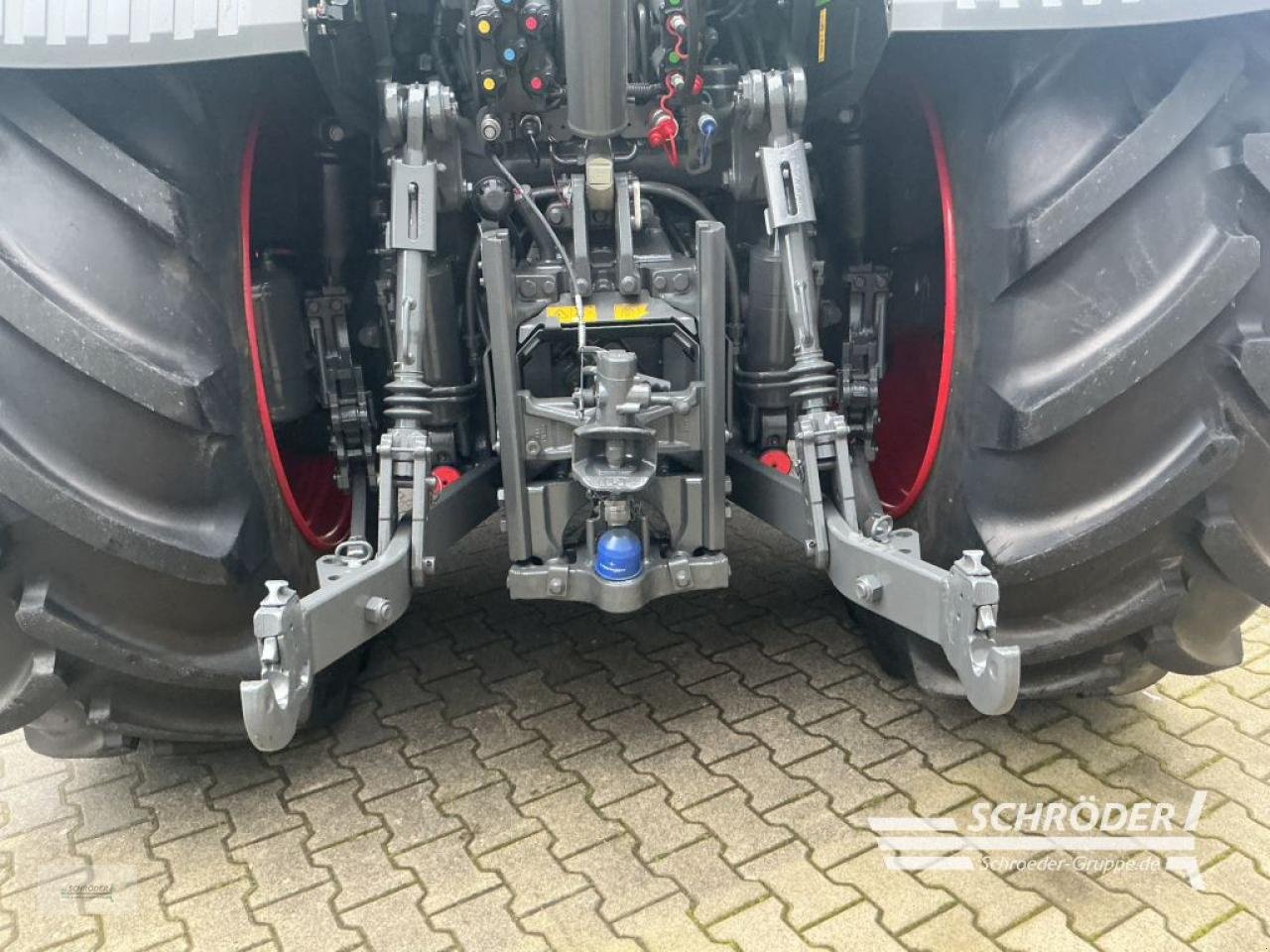 Traktor of the type Fendt 728 VARIO GEN7 PROFI PLUS, Gebrauchtmaschine in Lastrup (Picture 20)