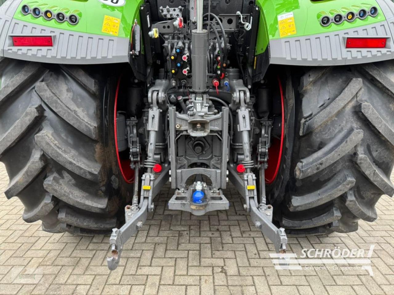 Traktor van het type Fendt 728 VARIO GEN7 PROFI PLUS, Neumaschine in Twistringen (Foto 7)