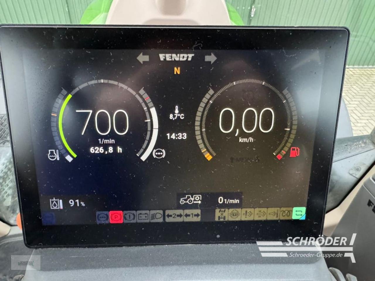 Traktor van het type Fendt 728 VARIO GEN7 PROFI PLUS, Neumaschine in Twistringen (Foto 20)