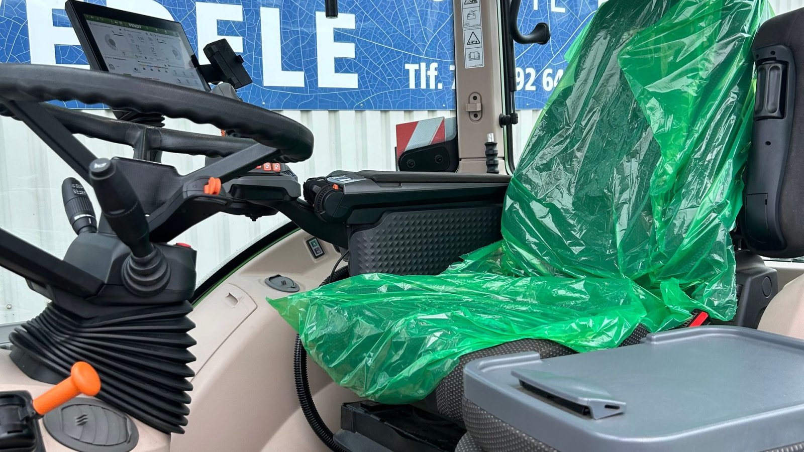 Traktor του τύπου Fendt 728 Vario Gen7 Profi+ Setting2 Front PTO, Gebrauchtmaschine σε Rødekro (Φωτογραφία 11)