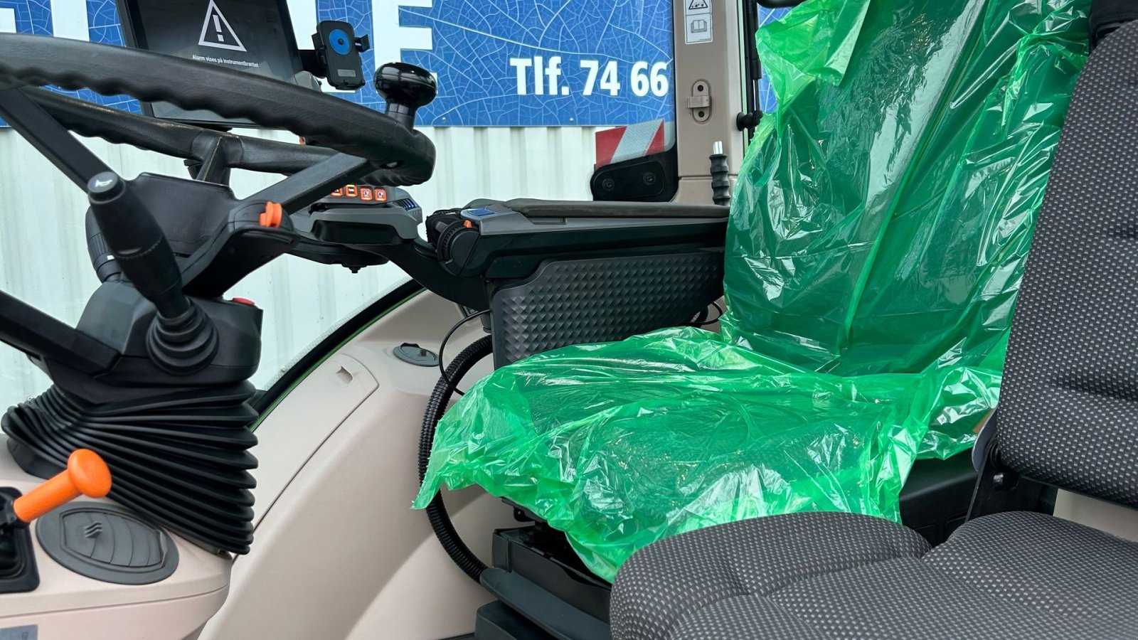 Traktor del tipo Fendt 728 Vario Gen7 Profi+ Setting2 Med Front PTO, VarioGrip, Gebrauchtmaschine en Rødekro (Imagen 11)