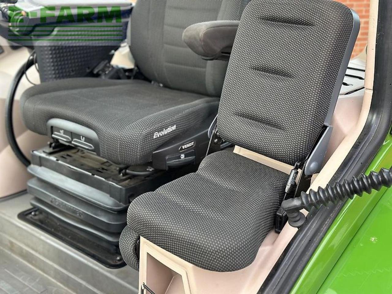 Traktor типа Fendt 728 vario gen7 profi+ setting2 *vollausstattung* ProfiPlus, Gebrauchtmaschine в STADTHAGEN (Фотография 14)