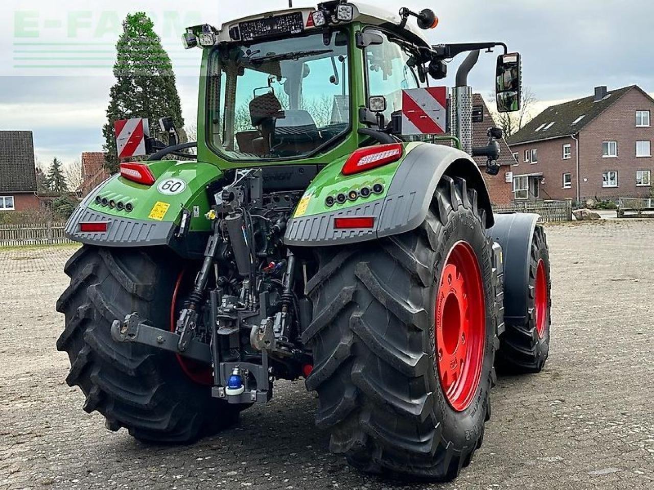 Traktor типа Fendt 728 vario gen7 profi+ setting2 *vollausstattung* ProfiPlus, Gebrauchtmaschine в STADTHAGEN (Фотография 5)