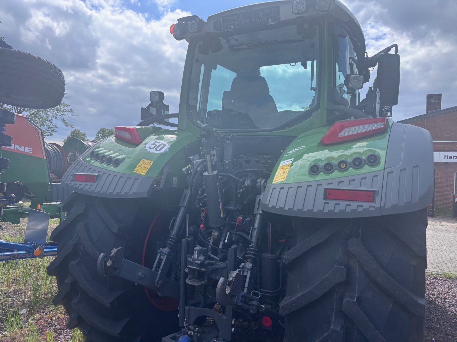 Traktor of the type Fendt 728 Vario Gen7 Profi+ Setting2, Gebrauchtmaschine in Voitze (Picture 2)