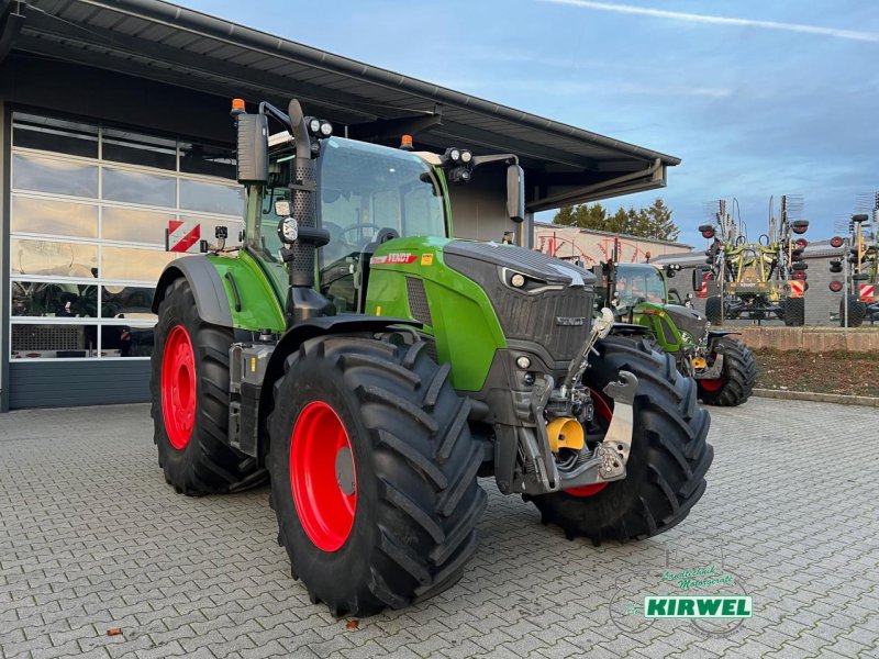 Traktor des Typs Fendt 728 Vario Gen7, Vorführmaschine in Blankenheim (Bild 1)