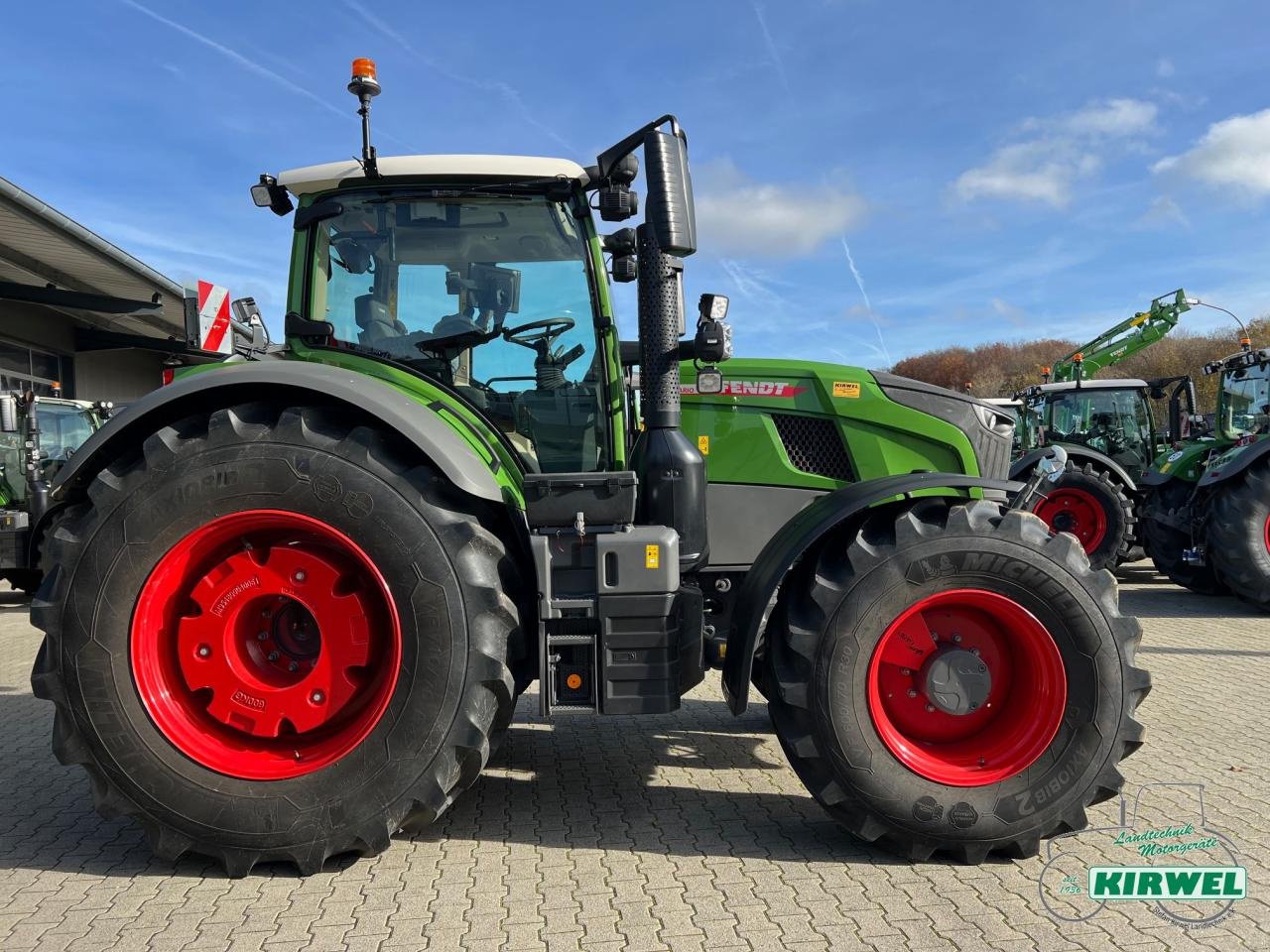 Traktor des Typs Fendt 728 Vario Gen7, Vorführmaschine in Blankenheim (Bild 3)