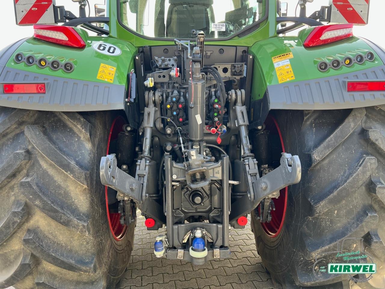 Traktor des Typs Fendt 728 Vario Gen7, Vorführmaschine in Blankenheim (Bild 9)
