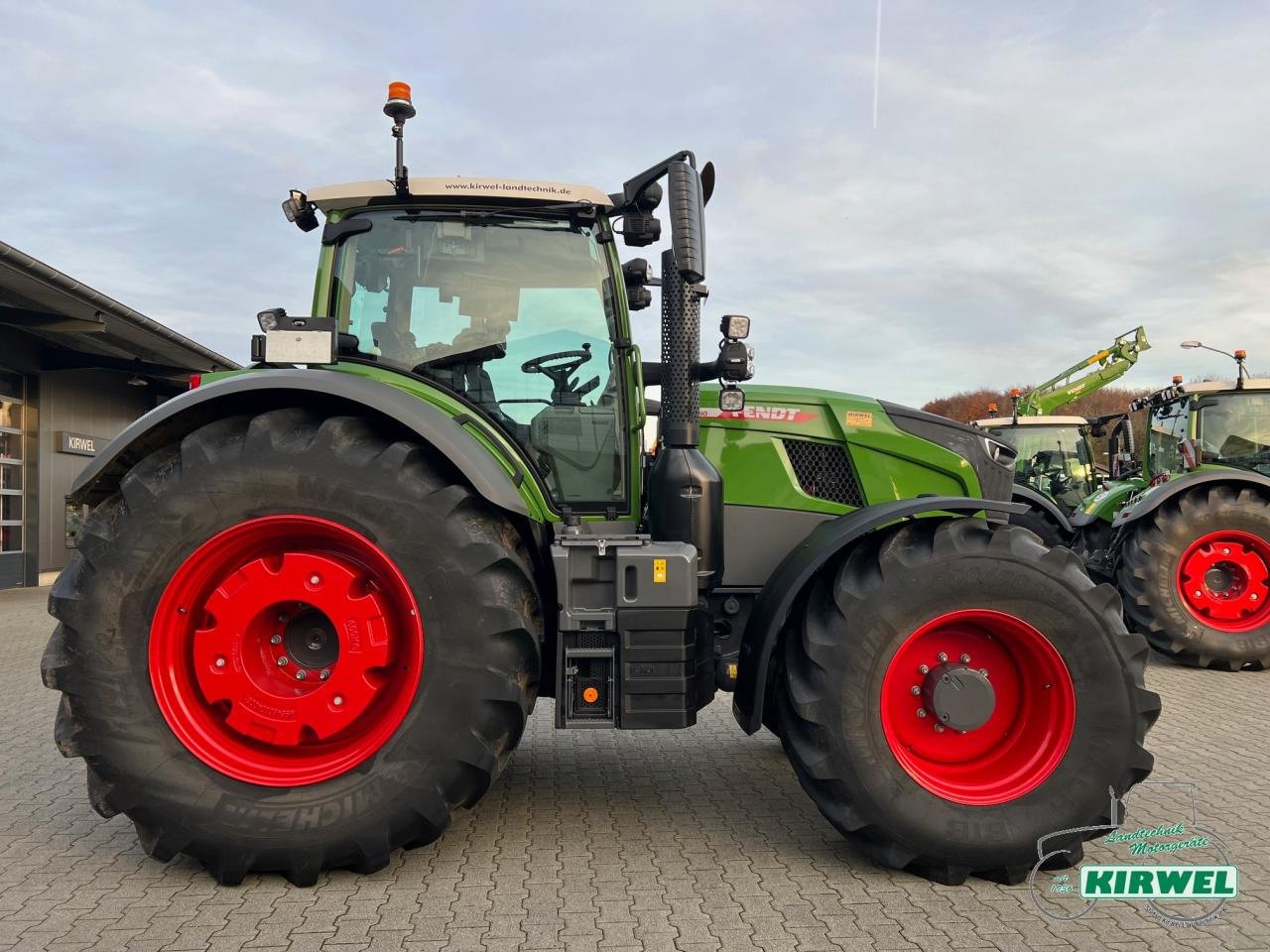 Traktor des Typs Fendt 728 Vario Gen7, Vorführmaschine in Blankenheim (Bild 3)