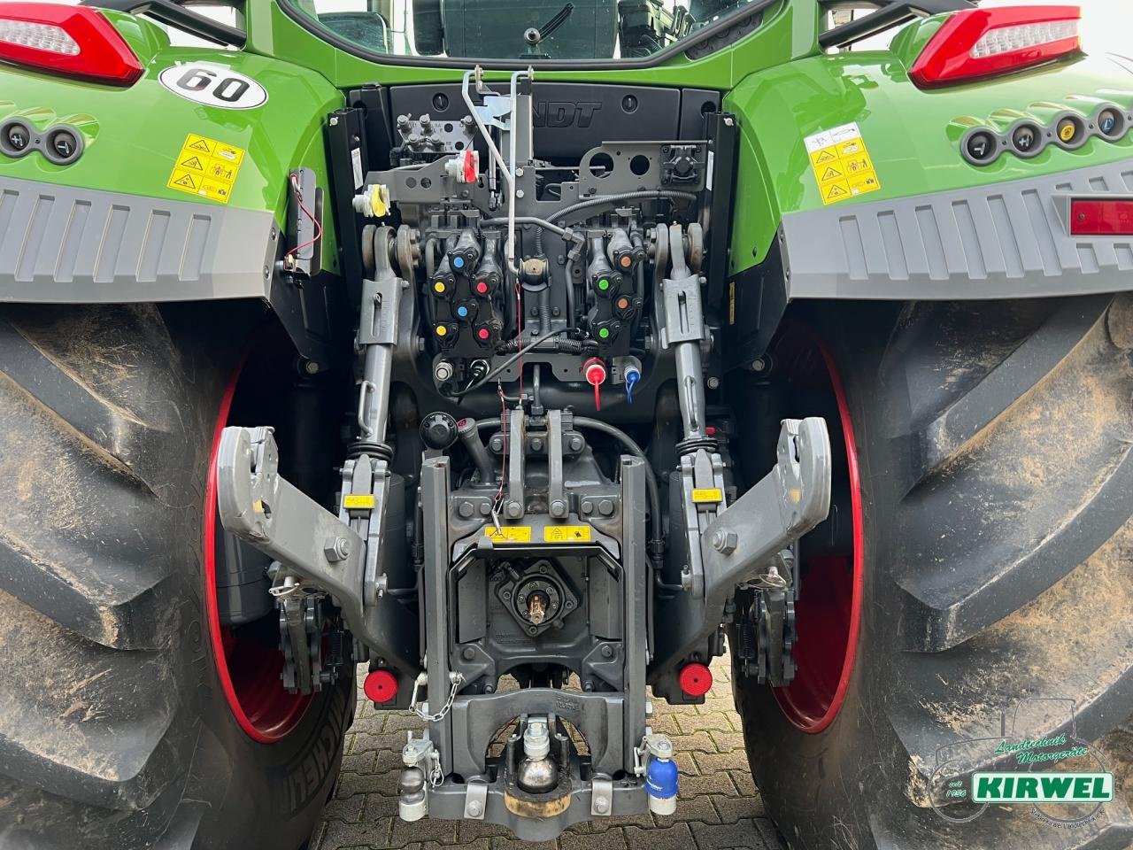 Traktor des Typs Fendt 728 Vario Gen7, Vorführmaschine in Blankenheim (Bild 9)