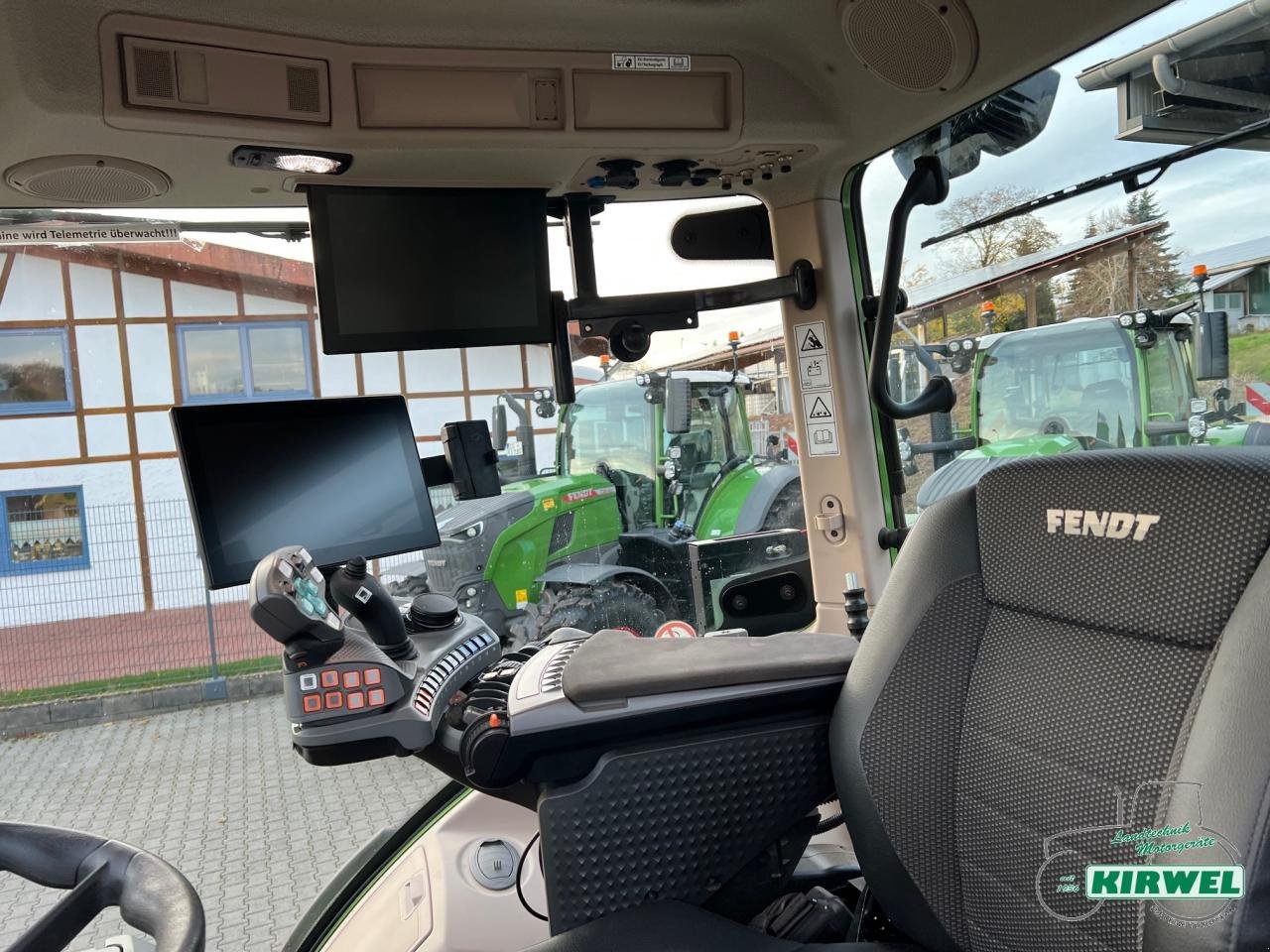 Traktor des Typs Fendt 728 Vario Gen7, Vorführmaschine in Blankenheim (Bild 11)
