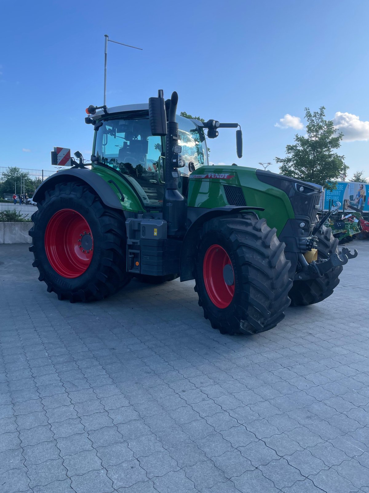Traktor типа Fendt 728 Vario Gen7, Gebrauchtmaschine в Husum (Фотография 2)