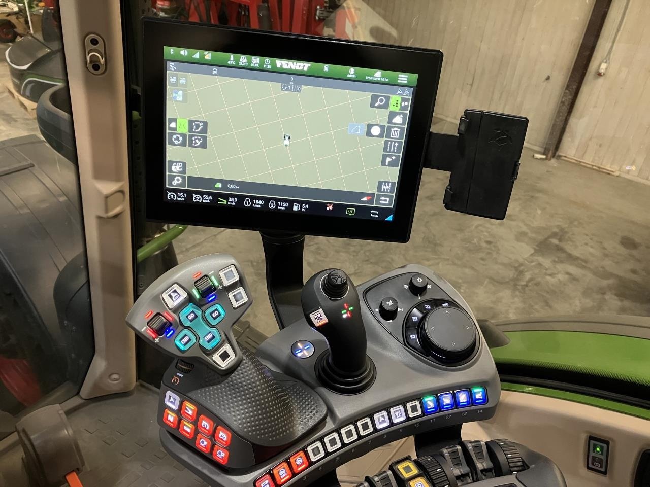 Traktor от тип Fendt 728 VARIO GEN7, Gebrauchtmaschine в Randers SV (Снимка 13)