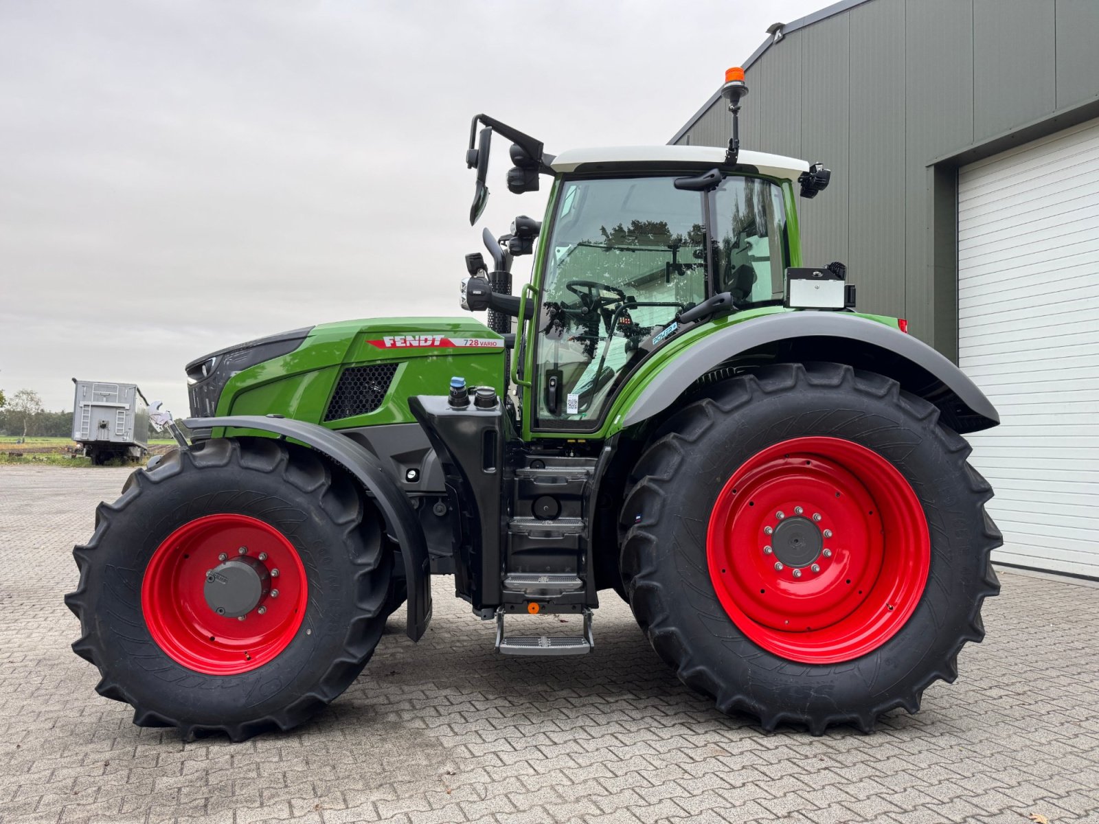 Traktor des Typs Fendt 728 Vario PowerPlus, Neumaschine in Wintelre (Bild 4)