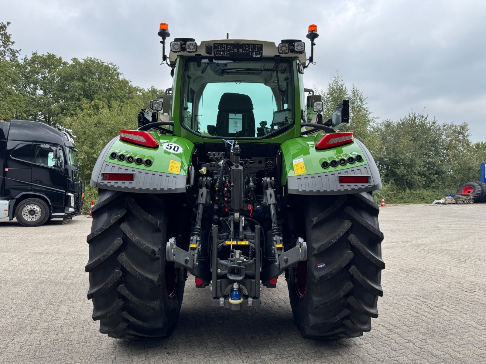Traktor des Typs Fendt 728 Vario PowerPlus, Neumaschine in Wintelre (Bild 7)