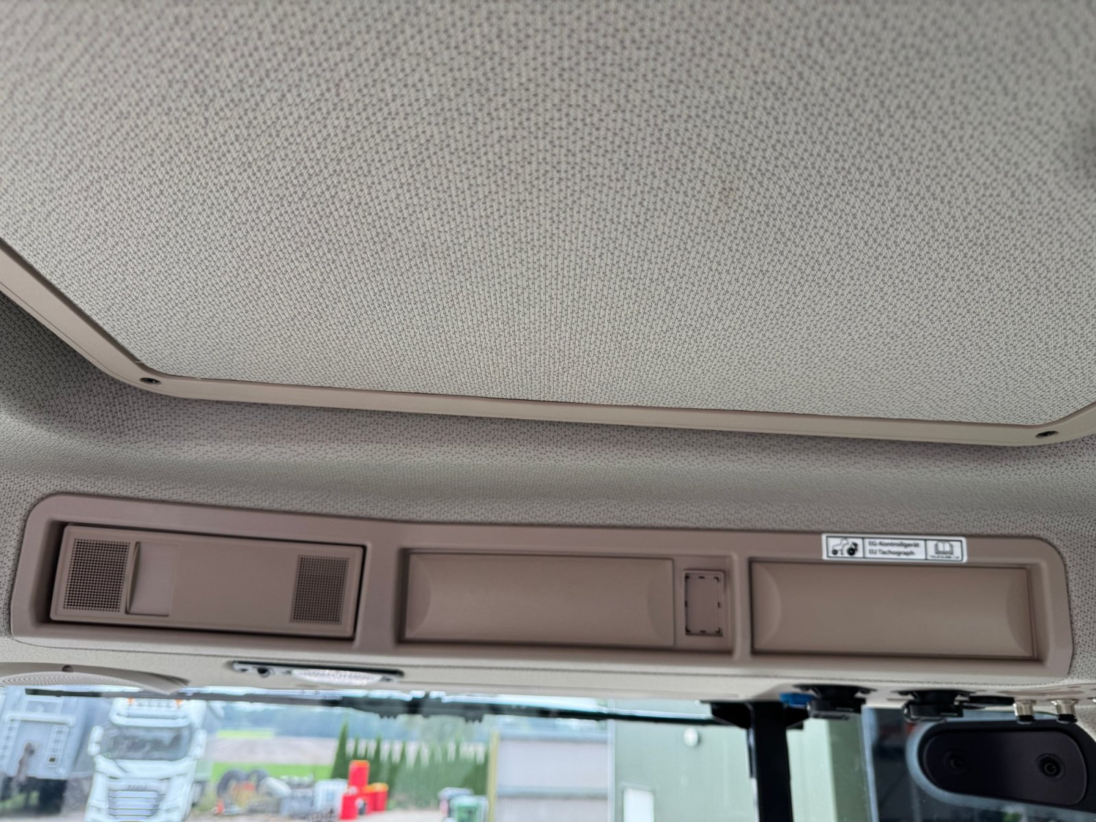 Traktor des Typs Fendt 728 Vario PowerPlus, Neumaschine in Wintelre (Bild 12)