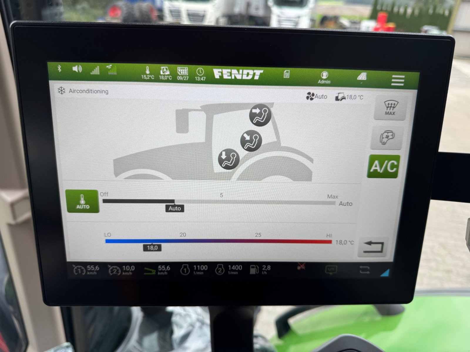 Traktor des Typs Fendt 728 Vario PowerPlus, Neumaschine in Wintelre (Bild 16)