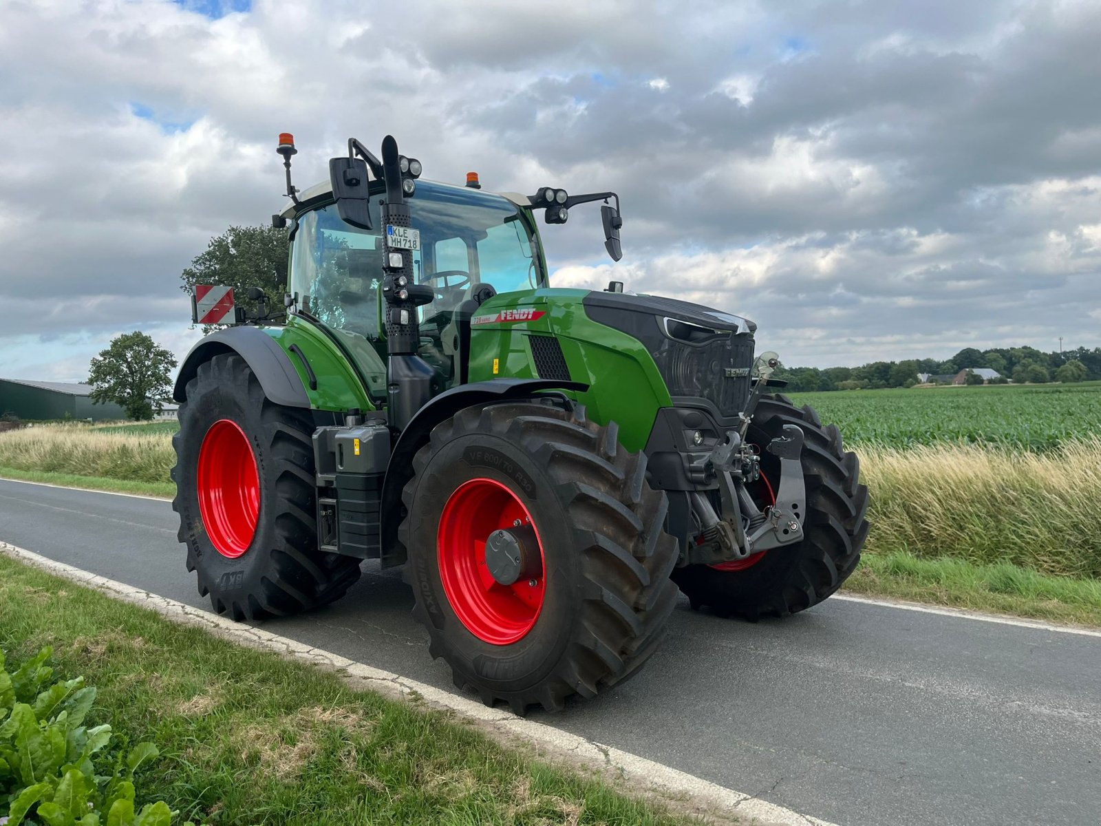 Traktor typu Fendt 728 Vario PowerPlus, Gebrauchtmaschine v Issum (Obrázek 9)
