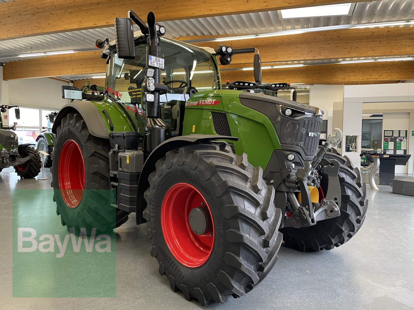 Traktor des Typs Fendt 728 Vario Profi Plus Gen7 *Miete ab 264€/Tag*, Mietmaschine in Bamberg (Bild 7)