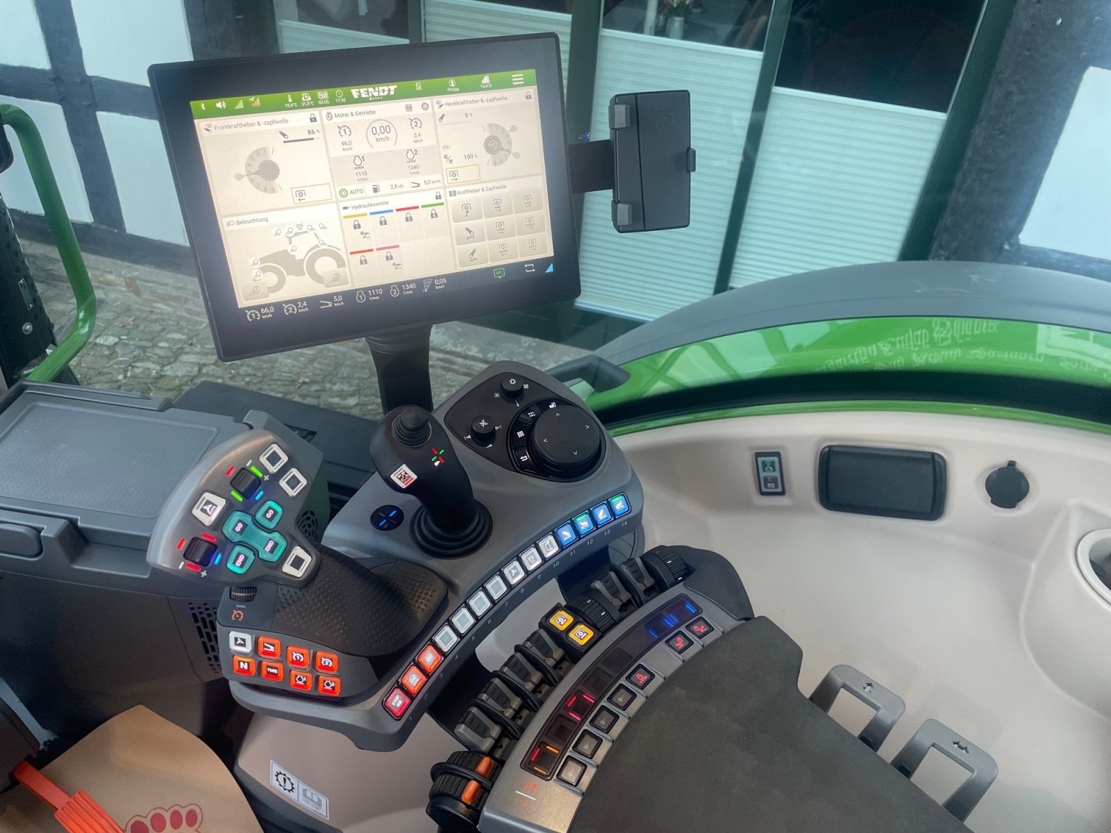 Traktor του τύπου Fendt 728 Vario ProfiPlus, Gebrauchtmaschine σε Hunteburg (Φωτογραφία 14)