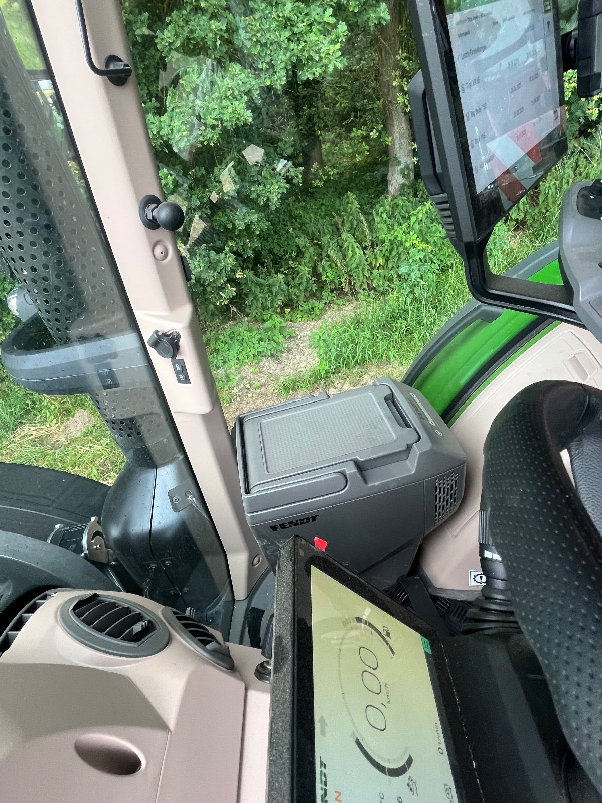 Traktor typu Fendt 728 Vario ProfiPlus, Gebrauchtmaschine v Schnürpflingen (Obrázek 9)