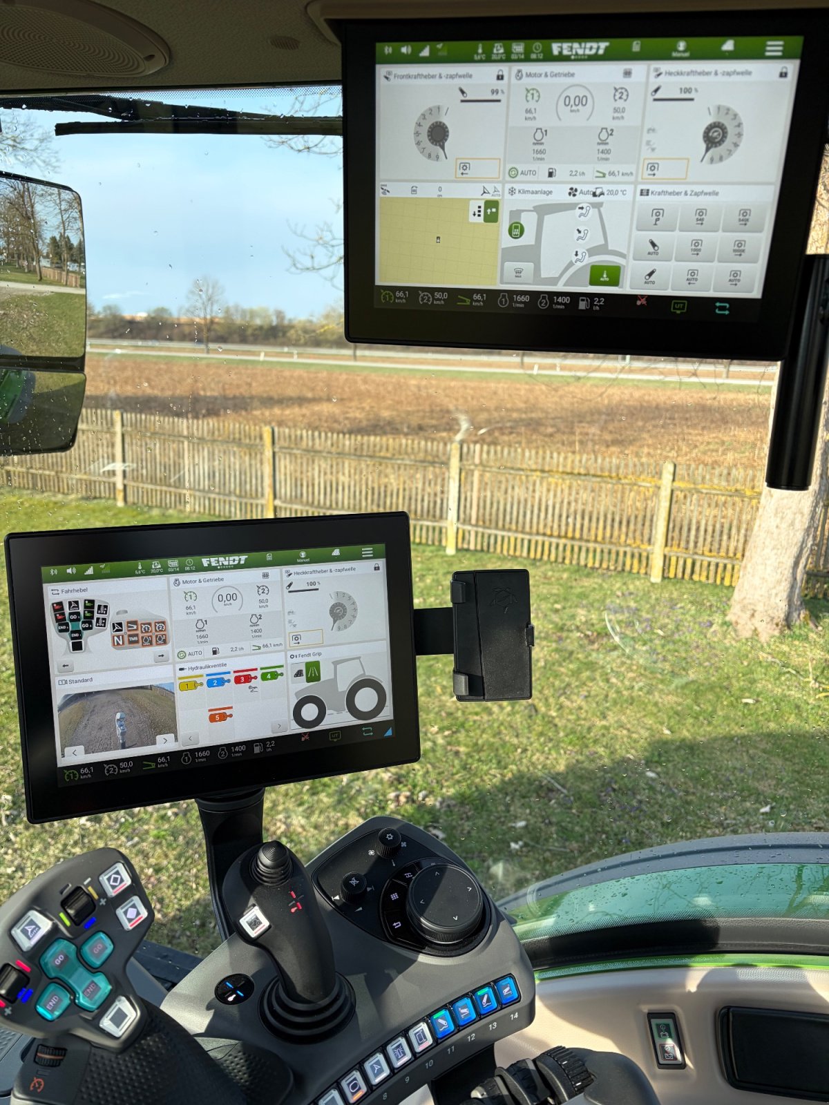 Traktor del tipo Fendt 728 Vario ProfiPlus, Gebrauchtmaschine In Neubiberg (Immagine 16)