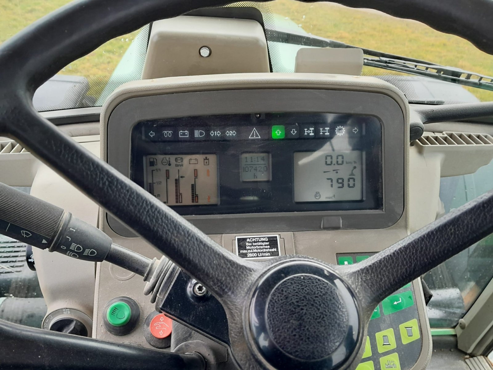 Traktor типа Fendt 815 Vario, Gebrauchtmaschine в Bad Urach (Фотография 5)