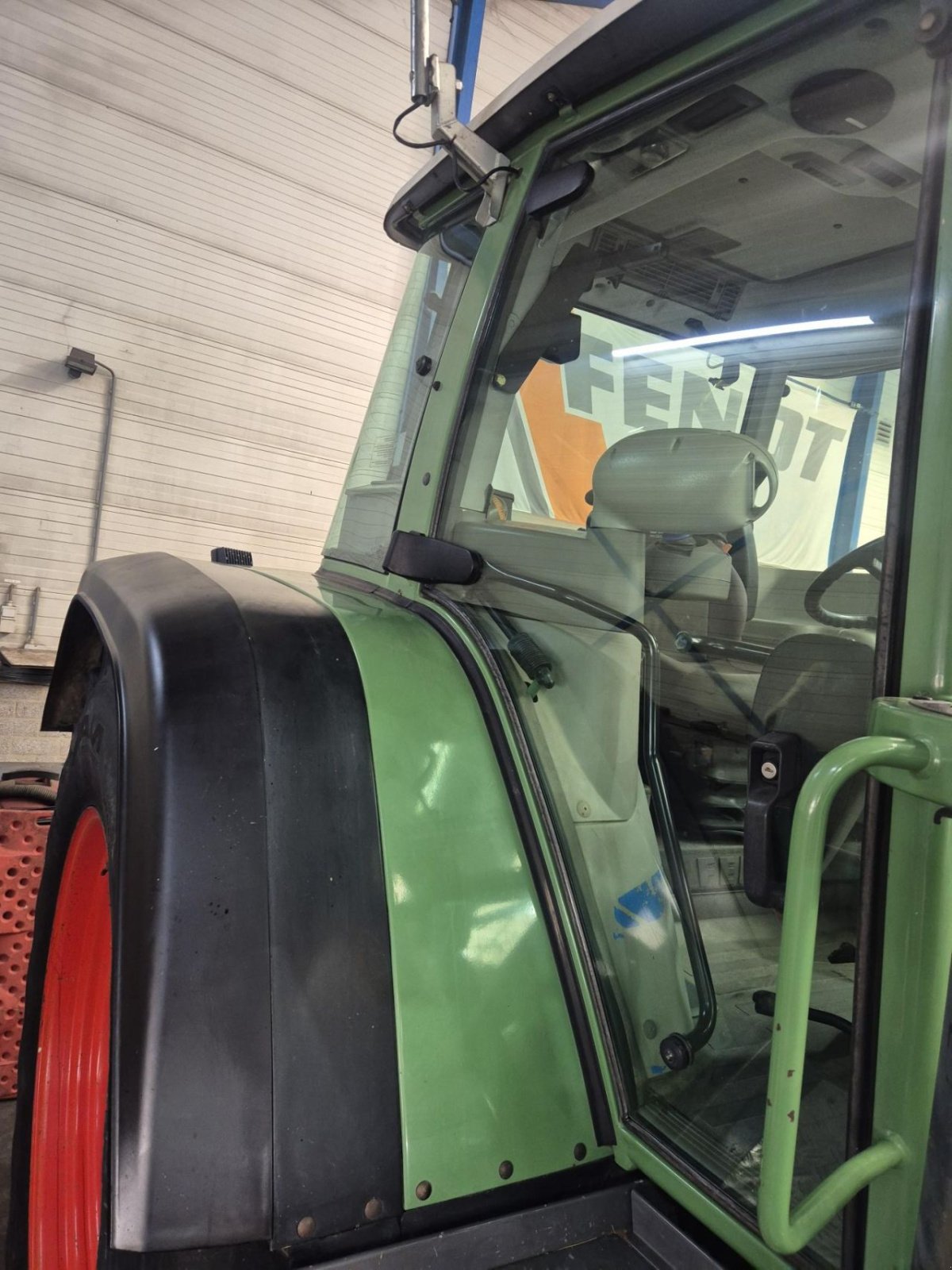 Traktor του τύπου Fendt 817 tms, Gebrauchtmaschine σε Boekel (Φωτογραφία 9)