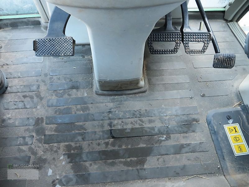 Traktor des Typs Fendt 818 TMS COM3, neu bereift, Front EHR + FZW, Gebrauchtmaschine in Meppen (Bild 17)