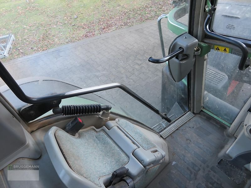 Traktor des Typs Fendt 818 TMS COM3, neu bereift, Front EHR + FZW, Gebrauchtmaschine in Meppen (Bild 13)