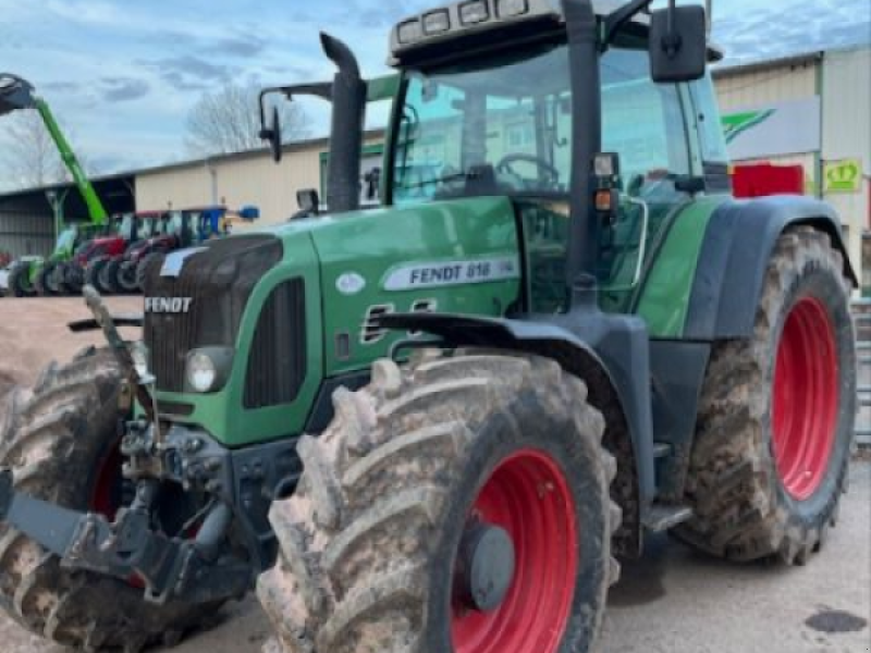 Traktor от тип Fendt 818 VARIO COM3, Gebrauchtmaschine в CHAMPLECY (Снимка 1)