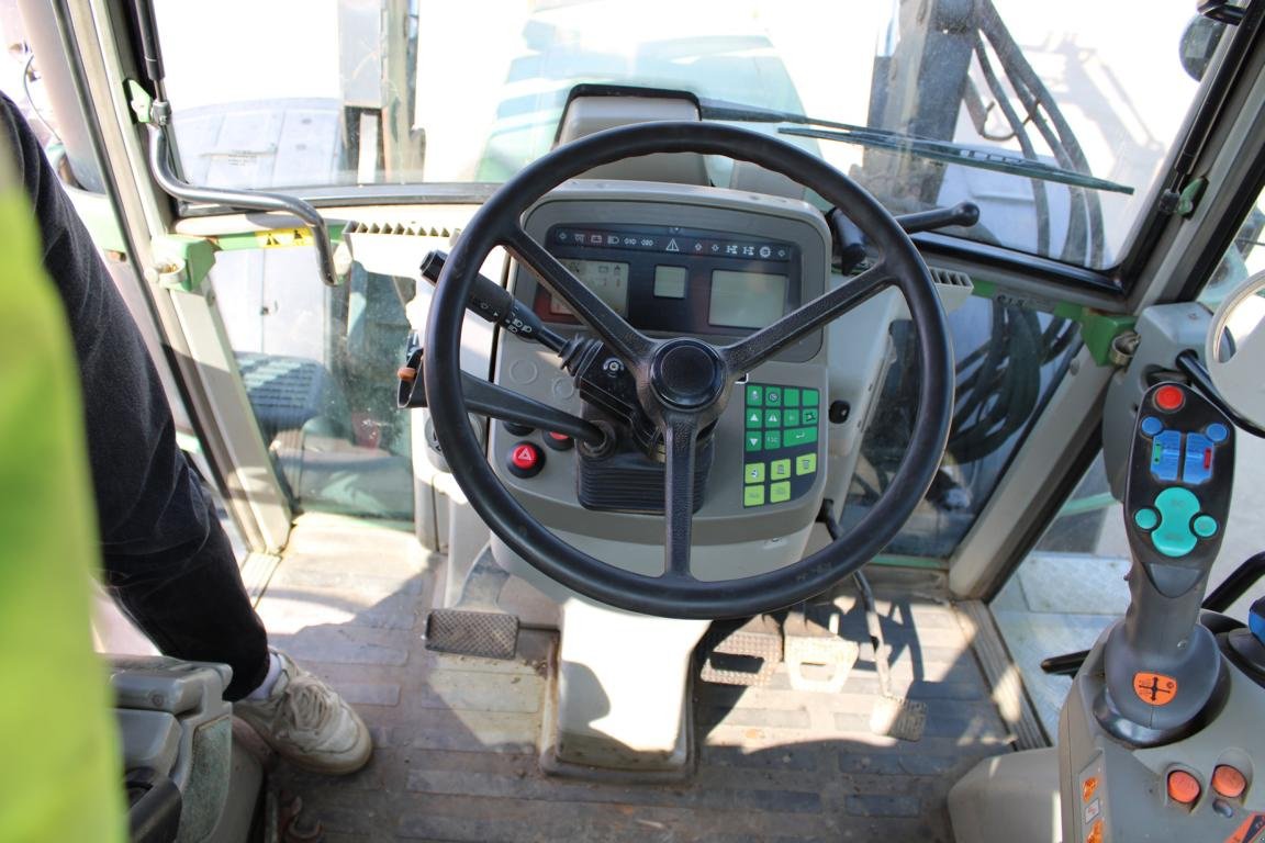 Traktor типа Fendt 818 Vario Frontlader GETRIEBE PROBLEM Nr:949, Gebrauchtmaschine в Regensburg (Фотография 13)