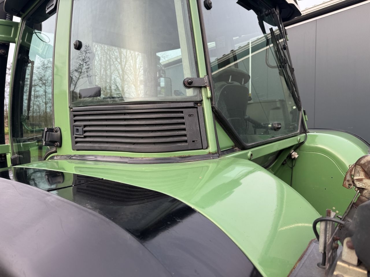 Traktor des Typs Fendt 818 Vario TMS Com.2, Gebrauchtmaschine in Nieuw Heeten (Bild 3)