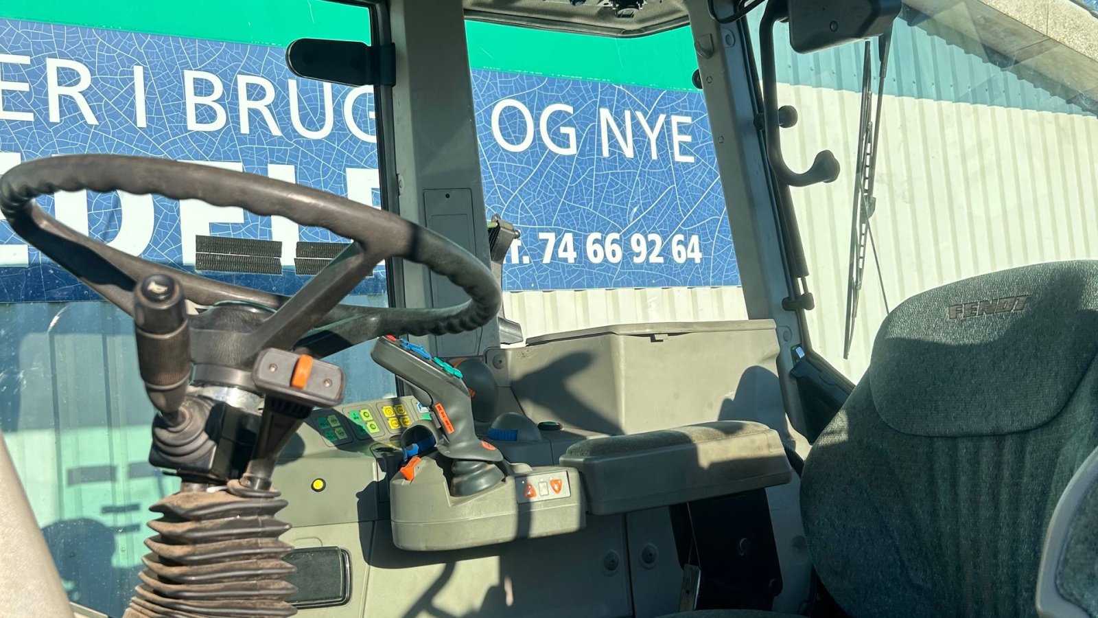 Traktor типа Fendt 818 Vario TMS Få Timer, Gebrauchtmaschine в Rødekro (Фотография 11)