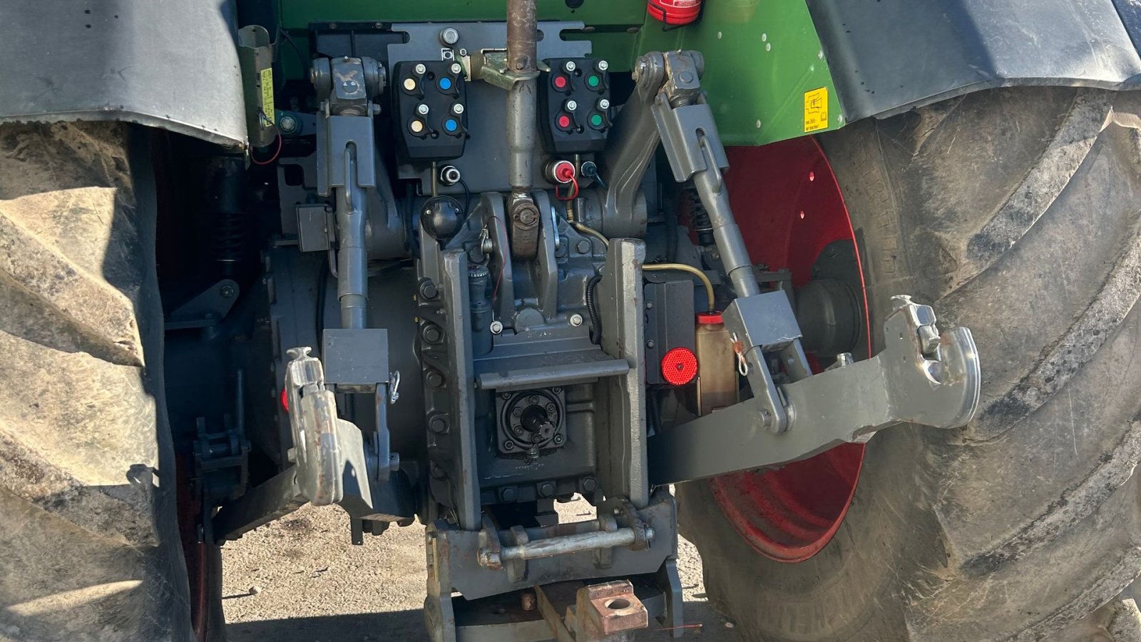 Traktor типа Fendt 818 Vario TMS Få Timer, Gebrauchtmaschine в Rødekro (Фотография 9)
