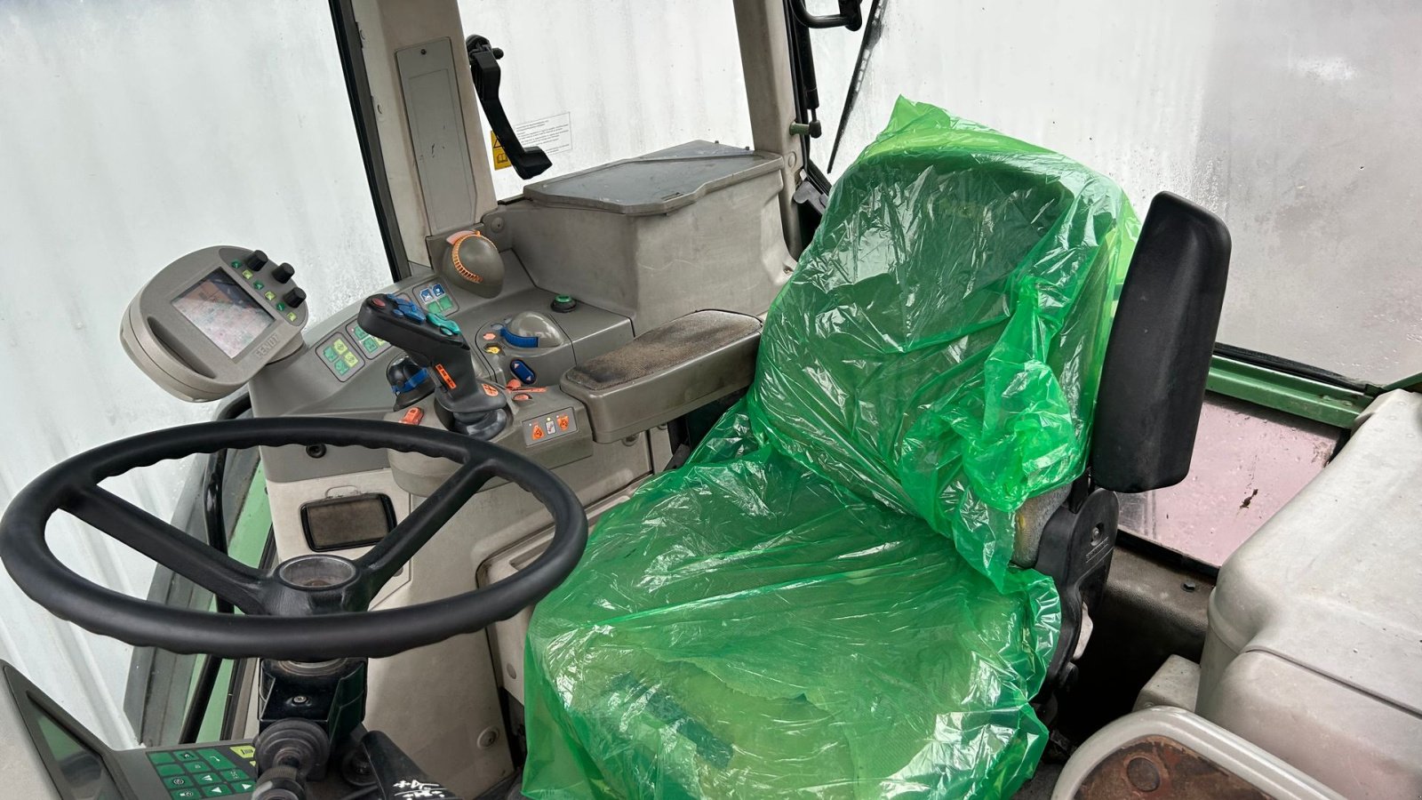 Traktor typu Fendt 818 Vario TMS Med Trima Frontlæsser, Gebrauchtmaschine v Rødekro (Obrázok 13)