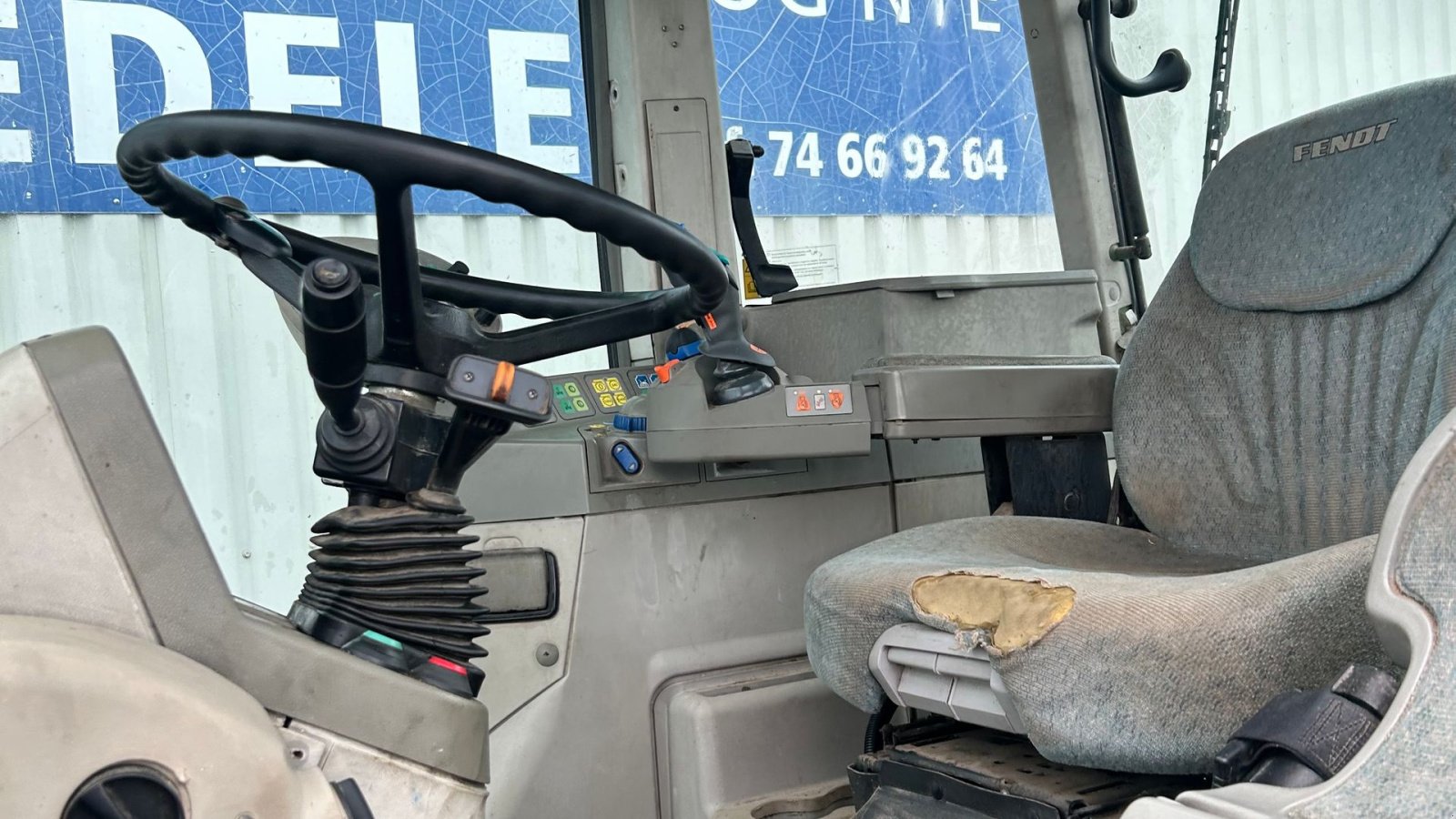 Traktor of the type Fendt 818 Vario TMS, Gebrauchtmaschine in Rødekro (Picture 11)