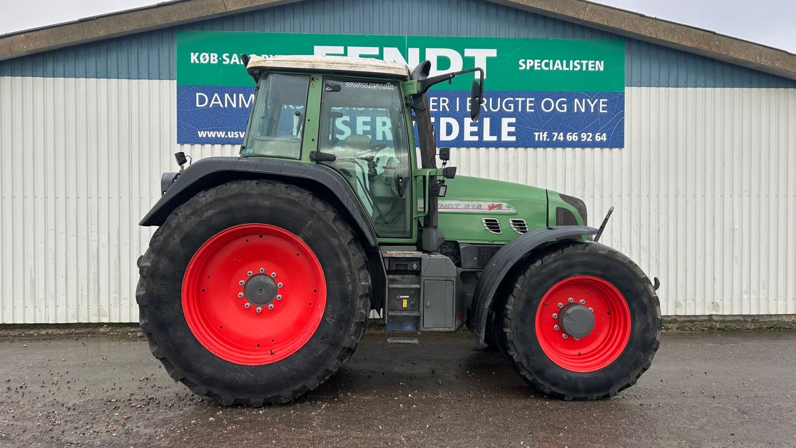 Traktor of the type Fendt 818 Vario TMS, Gebrauchtmaschine in Rødekro (Picture 4)