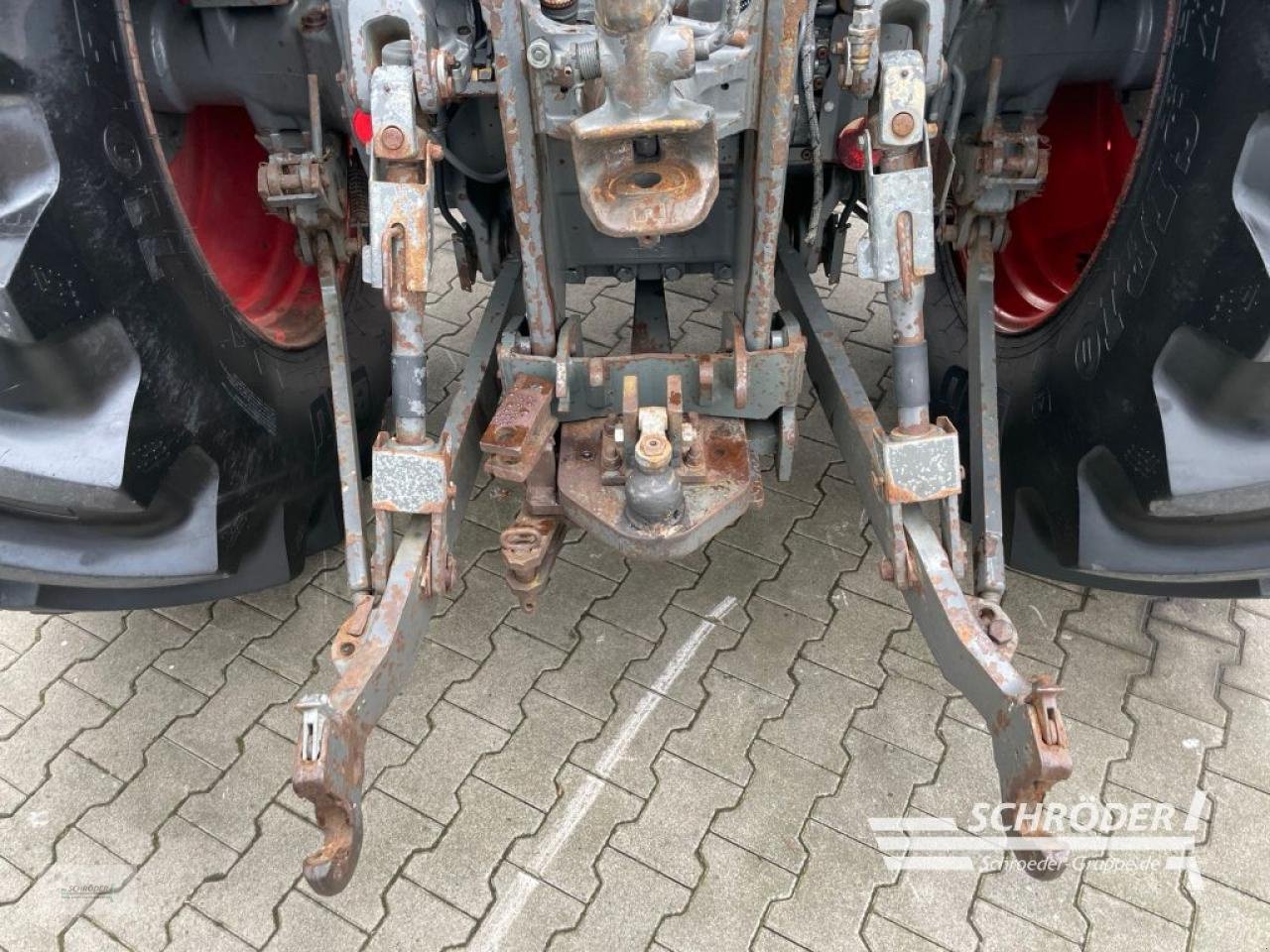 Traktor типа Fendt 818 VARIO TMS, Gebrauchtmaschine в Wildeshausen (Фотография 2)