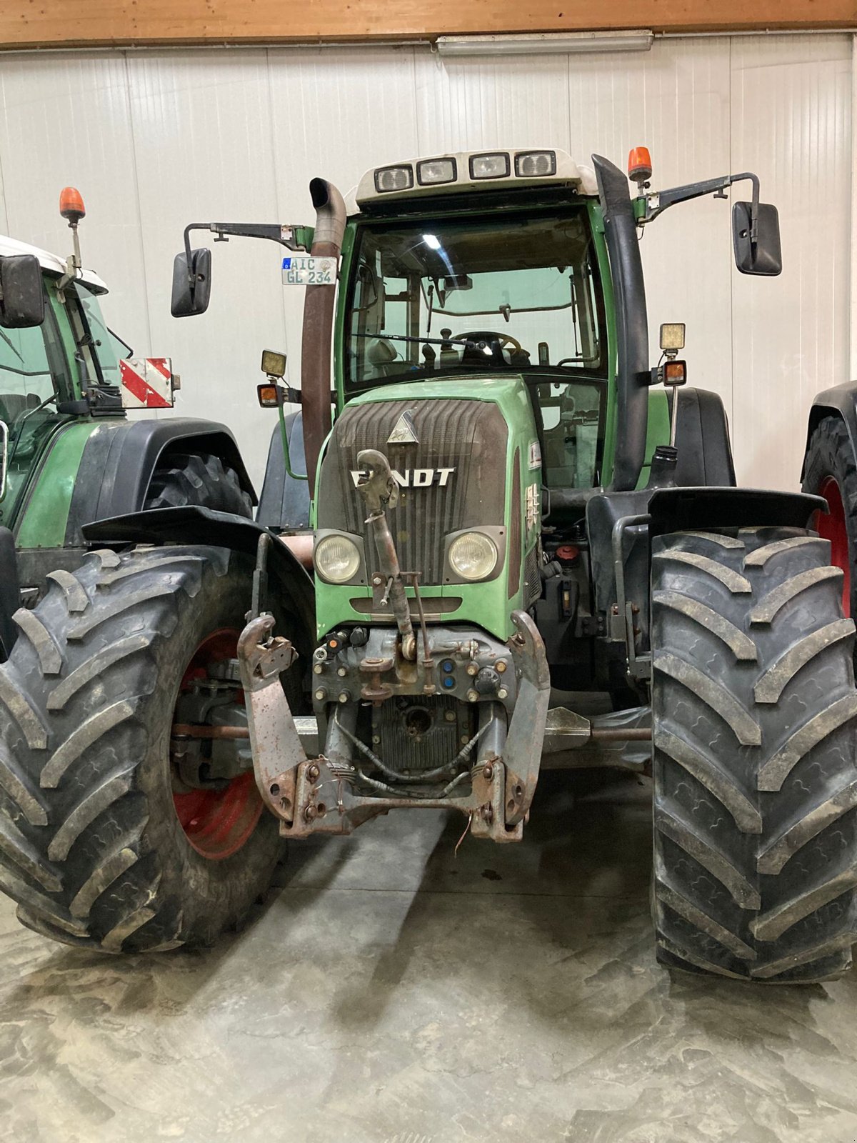 Traktor Türe ait Fendt 818 Vario, Gebrauchtmaschine içinde Inchenhofen (resim 2)