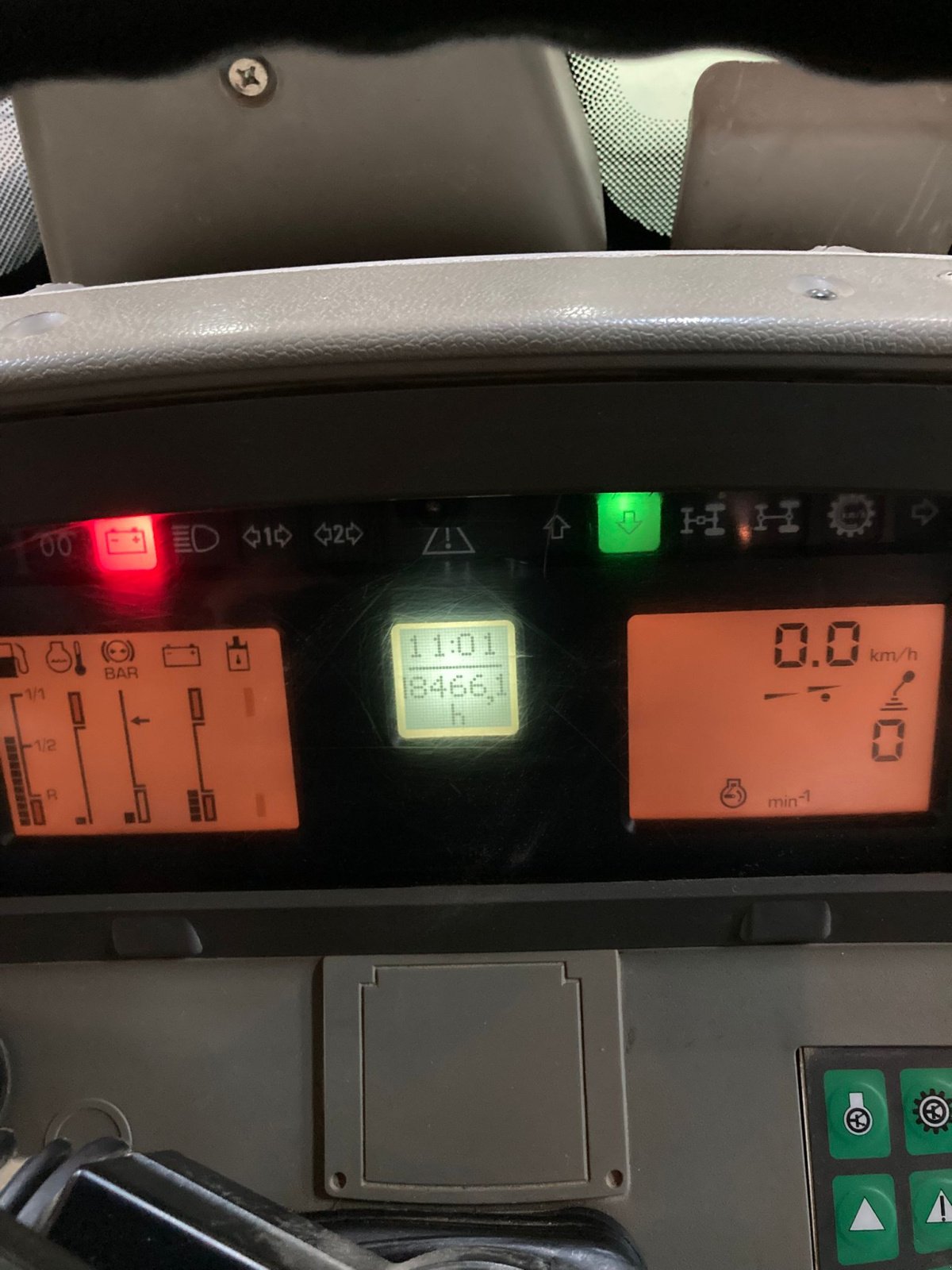 Traktor Türe ait Fendt 818 Vario, Gebrauchtmaschine içinde Inchenhofen (resim 10)