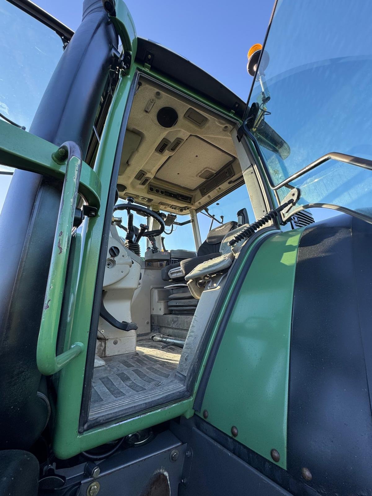 Traktor типа Fendt 818 Vario, Gebrauchtmaschine в Biessenhofen (Фотография 3)