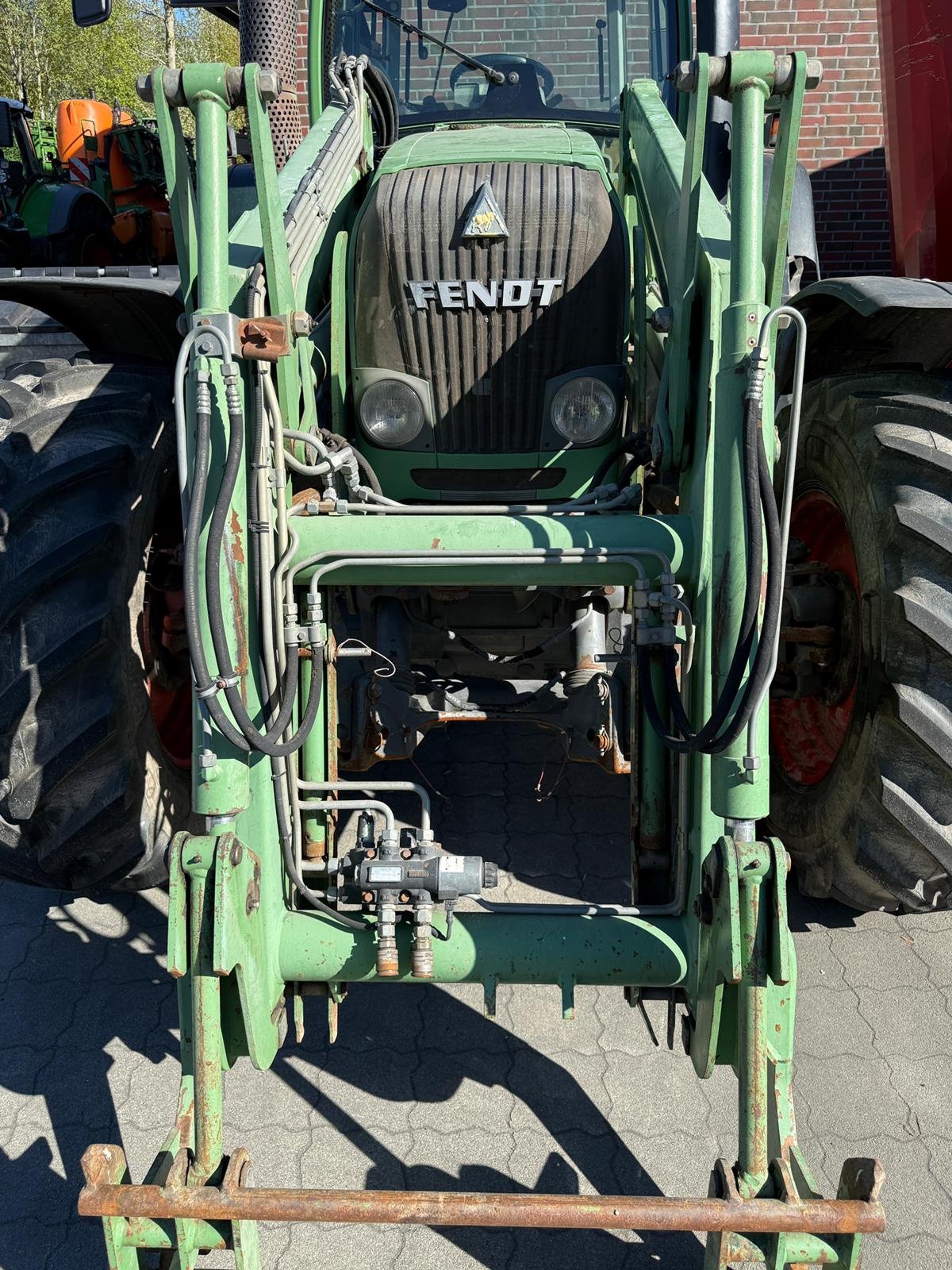Traktor des Typs Fendt 820 Com3, Gebrauchtmaschine in Husum (Bild 4)