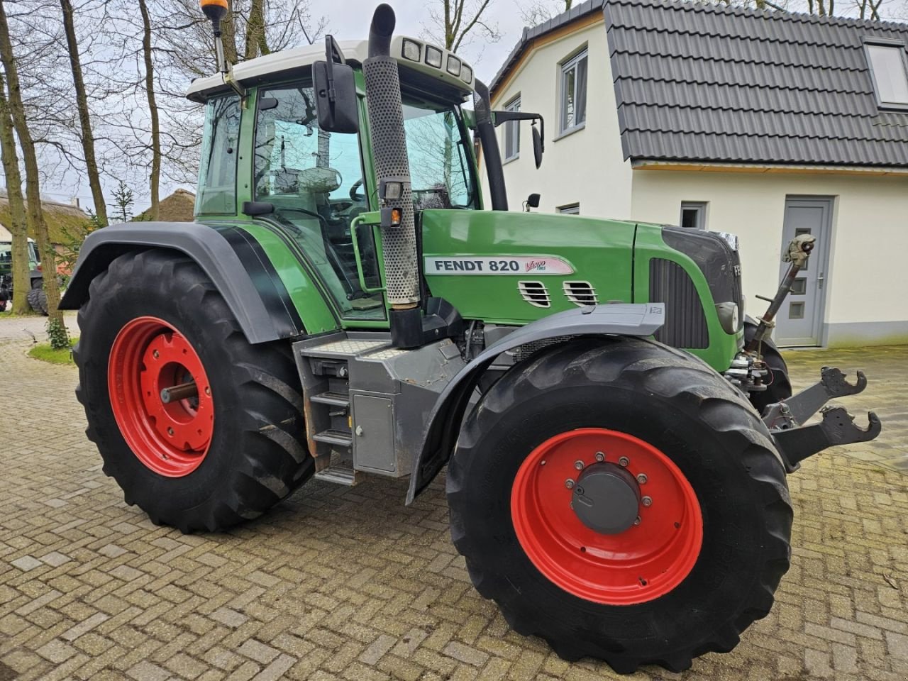 Traktor typu Fendt 820 Vario TMS ( 716 718 818 ), Gebrauchtmaschine w Bergen op Zoom (Zdjęcie 2)