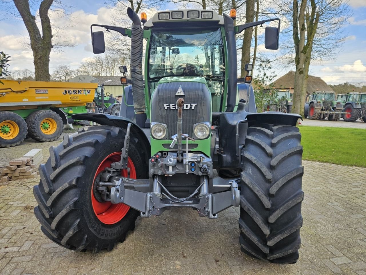 Traktor des Typs Fendt 820 Vario TMS ( 716 718 818 ), Gebrauchtmaschine in Bergen op Zoom (Bild 5)