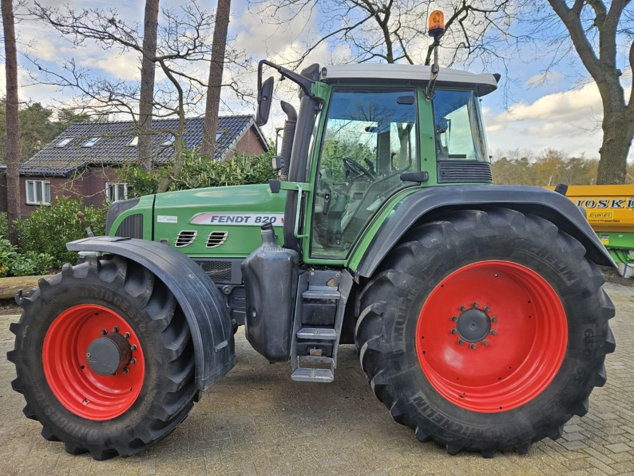 Traktor des Typs Fendt 820 Vario TMS ( 716 718 818 ), Gebrauchtmaschine in Bergen op Zoom (Bild 8)