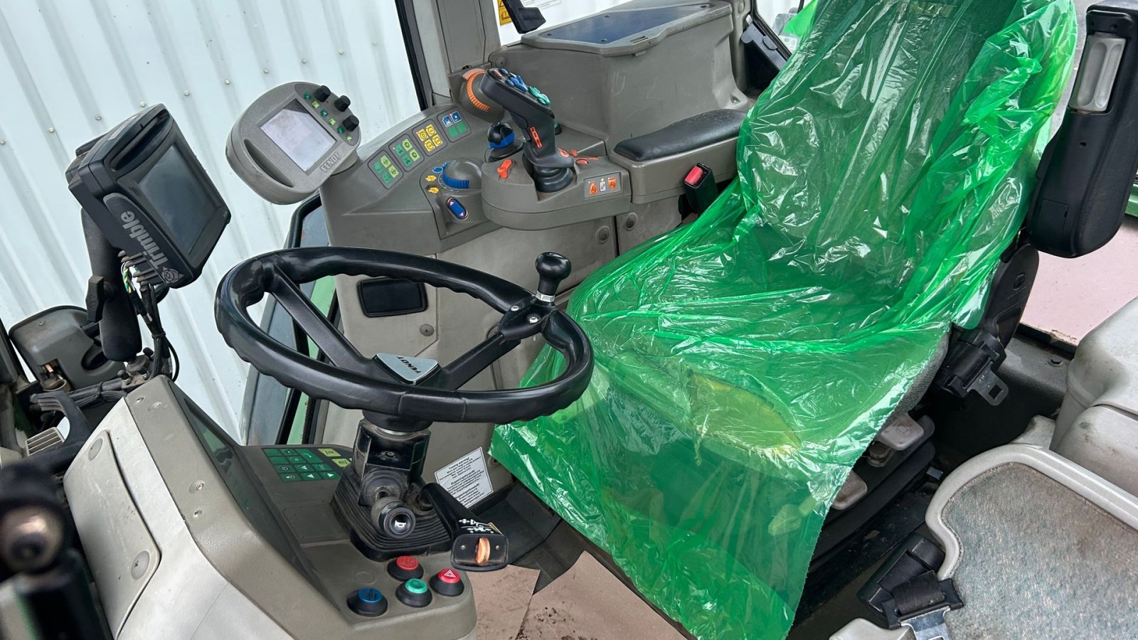 Traktor typu Fendt 820 Vario TMS Med Front PTO, Trimble GPS, Gebrauchtmaschine v Rødekro (Obrázek 13)