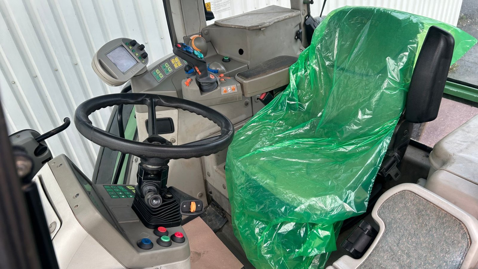 Traktor tipa Fendt 820 Vario TMS Med Luft, Gebrauchtmaschine u Rødekro (Slika 12)