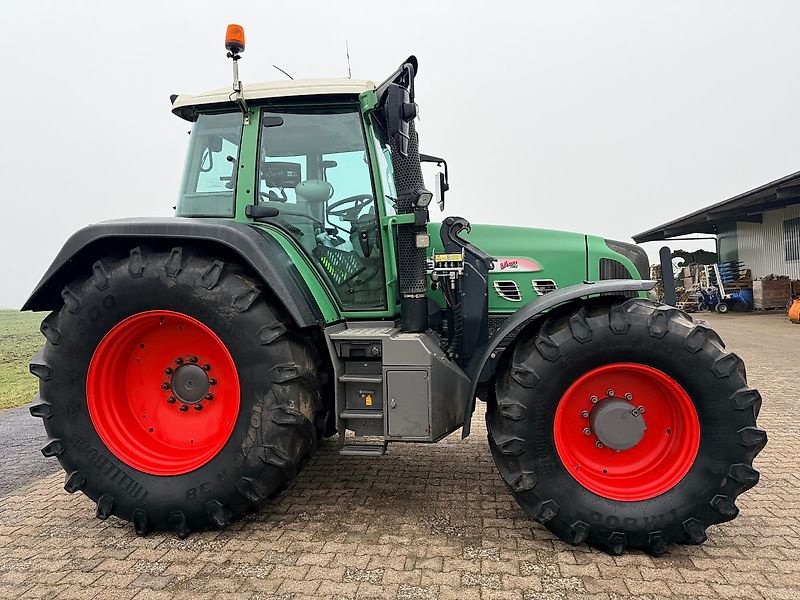 Traktor van het type Fendt 820 Vario TMS, Gebrauchtmaschine in Steinau  (Foto 3)