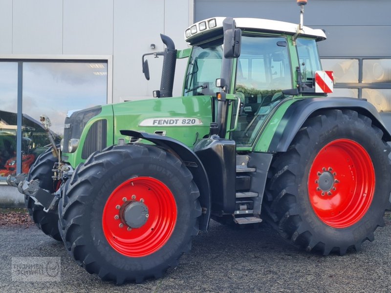 Traktor tipa Fendt 820 Vario TMS, Gebrauchtmaschine u Crombach/St.Vith