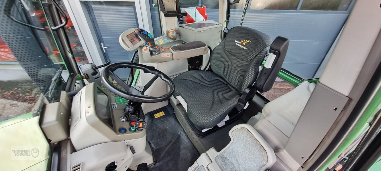 Traktor типа Fendt 820 Vario TMS, Gebrauchtmaschine в Crombach/St.Vith (Фотография 4)